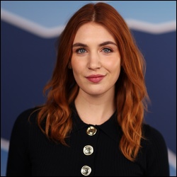 Sophie N&eacute;lisse, actrice de Heated Rivalry